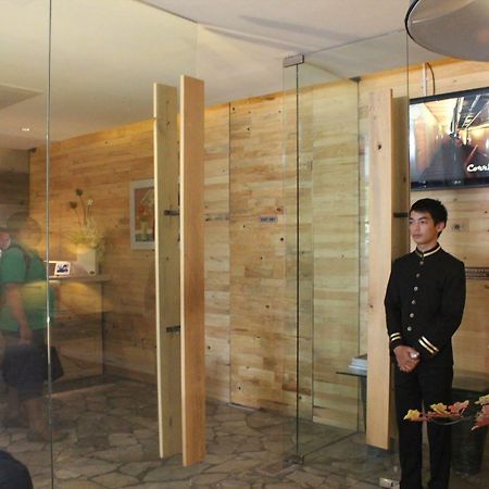 Chara Hotel Бандунг Екстериор снимка
